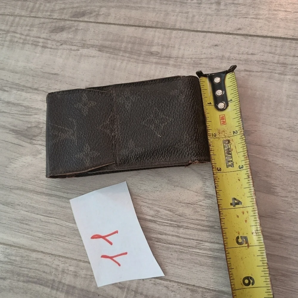 Louis Vuitton LV Etui Monogram Cigarette Tobacco Case Holder Brown Pouch